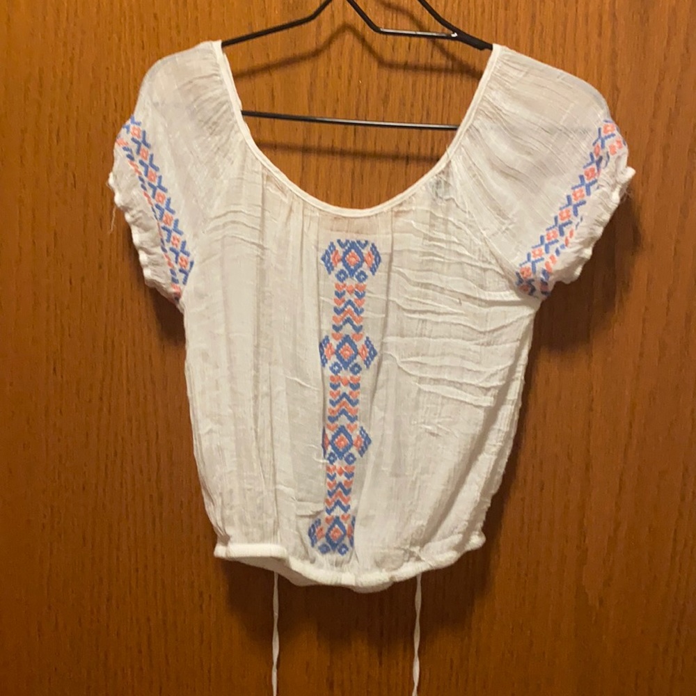 Rue21 White Crop Top